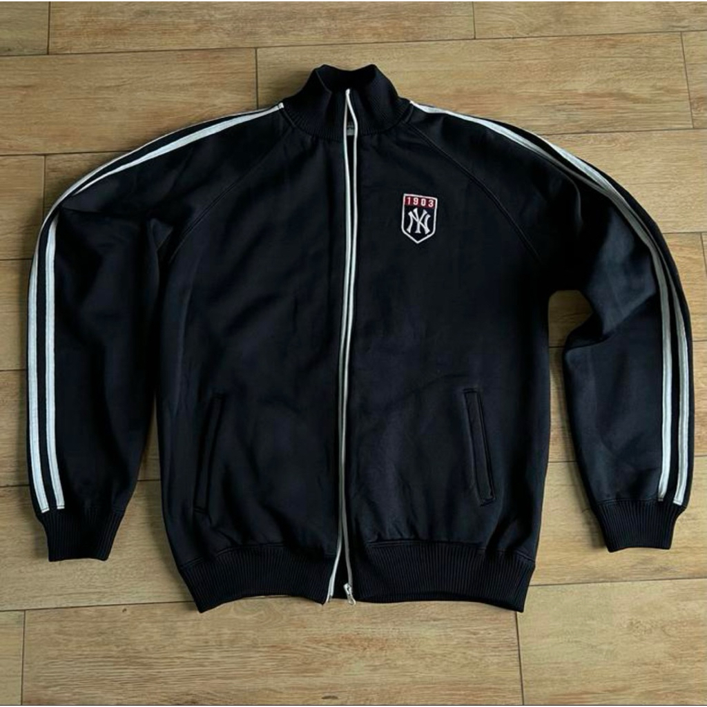 Jaket Tracktop MLB NEW YORK YANKEES Size M fit L