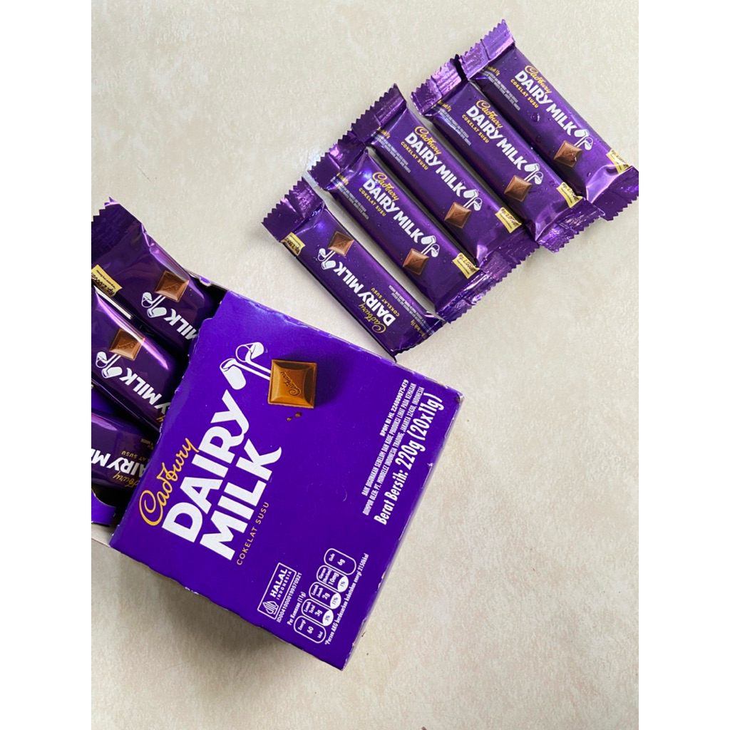 

COKLAT DAIRY MILK CADBURRY
