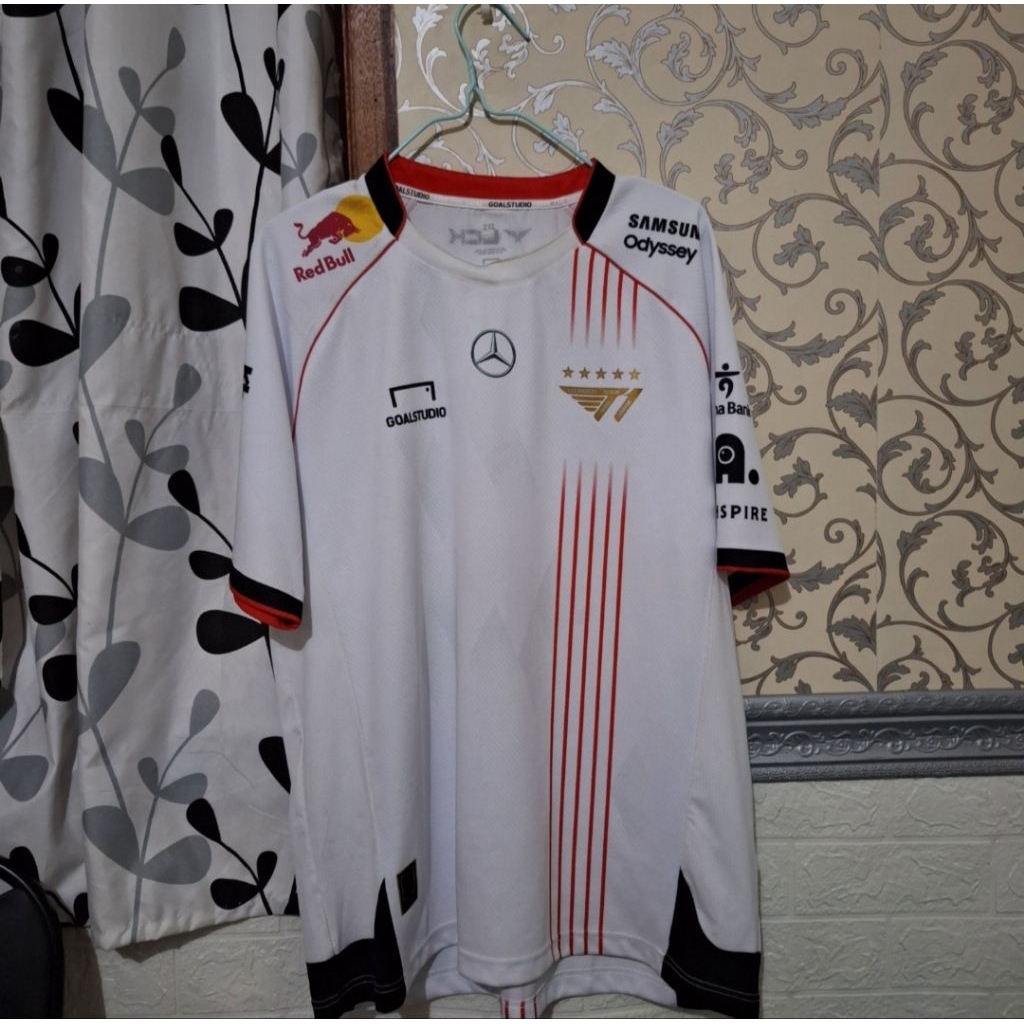 Jersey Esports T1 League of Legends Team 2024 World Champions Edition (Gold Marking Commemorative) s