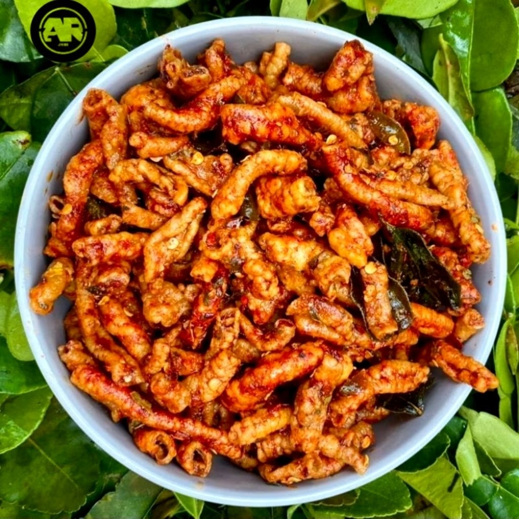 

Keripik asus ayam pedas daun jeruk renyah / keripik usus ayam original 500g