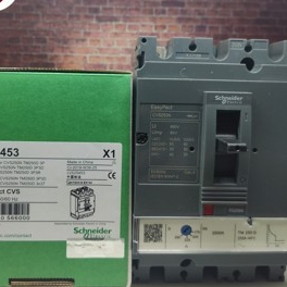 MCCB Breaker CVS250N 3P 250A LV525453 TM250D 3Pole CVS 3Phase