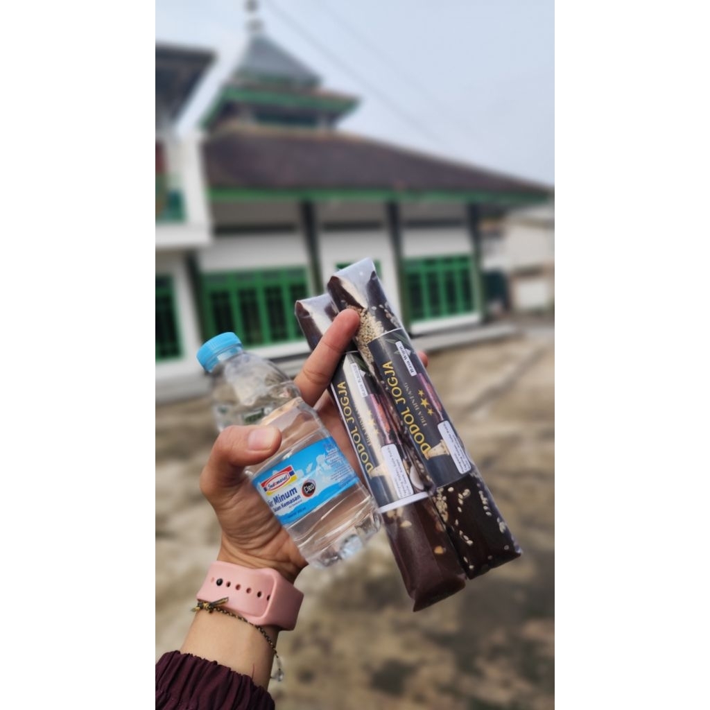 

DODOL BERAS KETAN/ DODOL BETAWI/DODOL DIENG/JENANG DODOL/MAKANAN TRADISIONAL