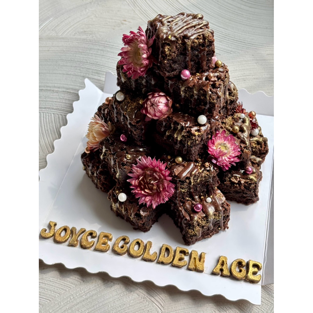 

Custom Brownies Tower [PO H+1]