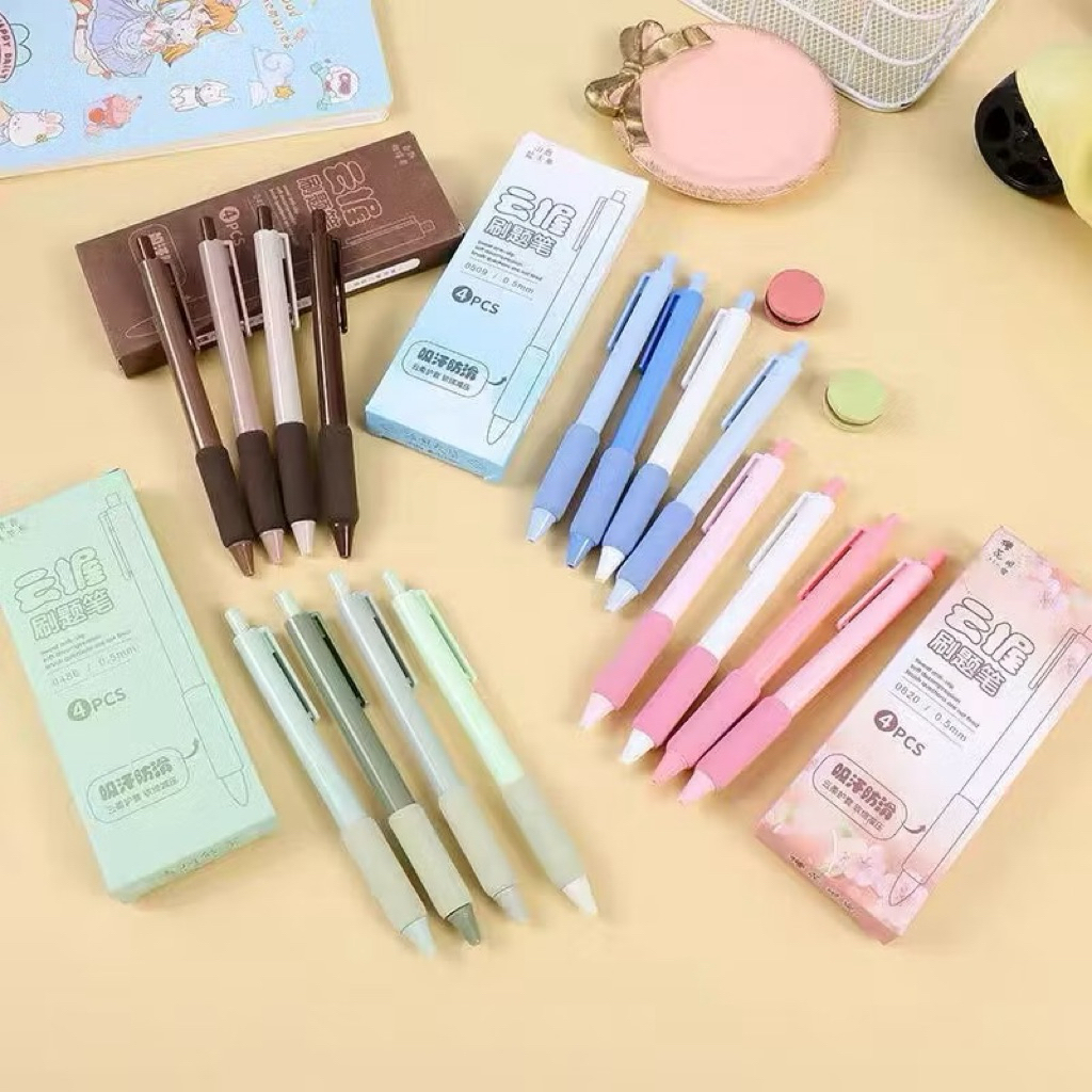 

1 SET ISI 4 PCS Pulpen Gel Mekanik 0.5mm Soft