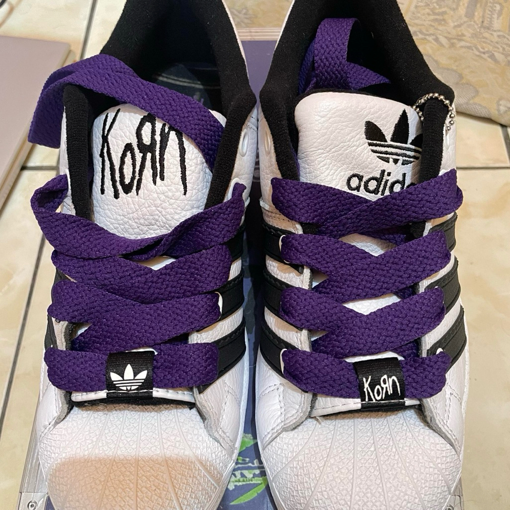 Sepatu Adidas x Korn Original