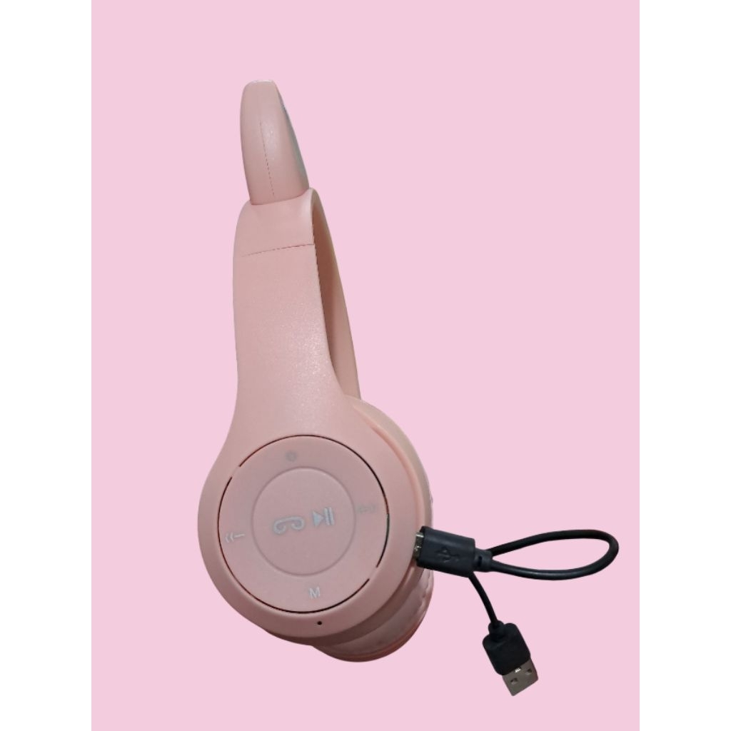 wireless headphone p47M CAT LED