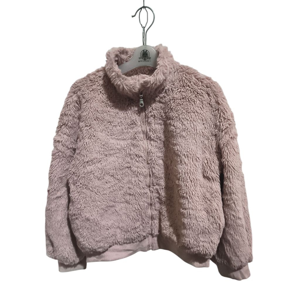 Jaket Fuzzy GU Preloved Size 130