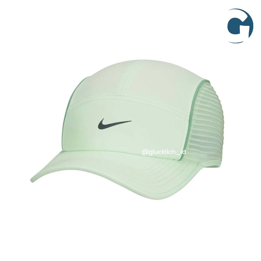 Nike, ADV Fly Cap Aerobill AeroAdapt Cap in Vapor Green