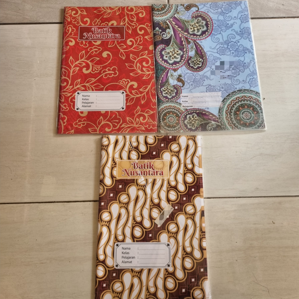 

(1 PAK) SAMPUL BUKU TULIS UKURAN BOXI (BUKU TULIS PANJANG) MOTIF BATIK