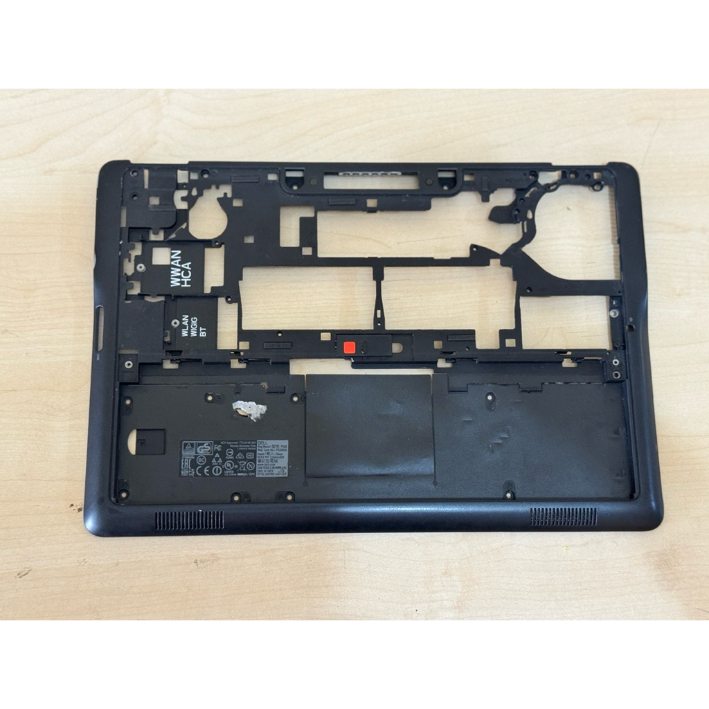 Cassing Tengah Dell 7250