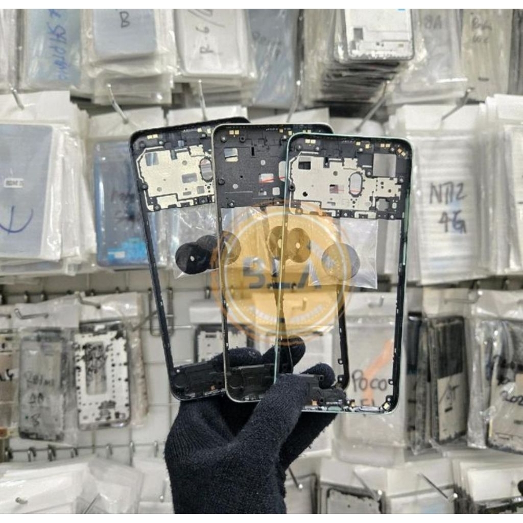 BEZEL TUTUP MESIN TULANG TENGAH BEZEL REALME C55