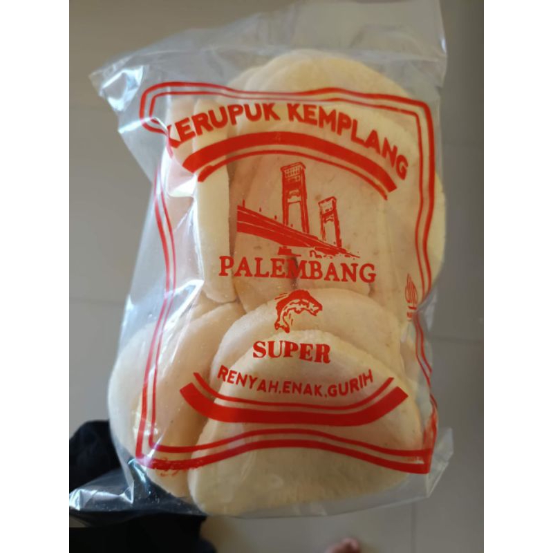 

Kemplang ikan tenggiri super / krupuk ikan