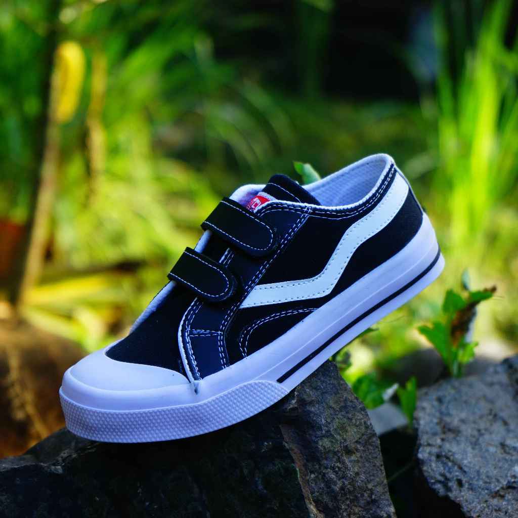 Sepatu anak model VENTELA sepatu perekat / gasper cocok buat anak TK/SD