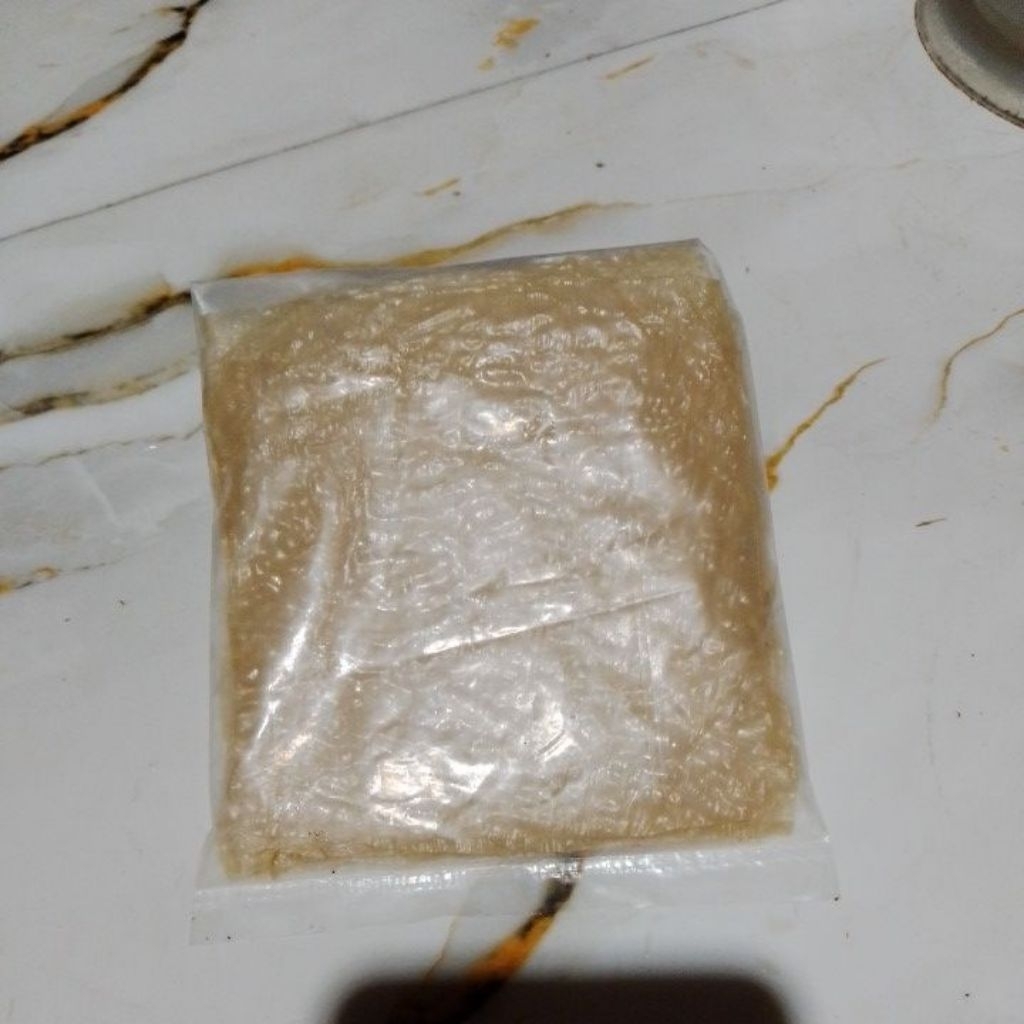 

KEMBANG TAHU kering uk 10X10 isi 50 lembar/kulit dimsum/ekuado