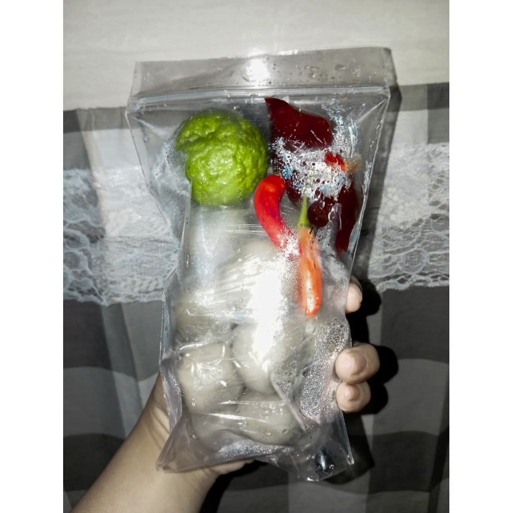 

cilok kuah lava merah