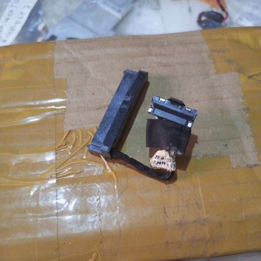 konektor hardisk laptop Acer aspire d257