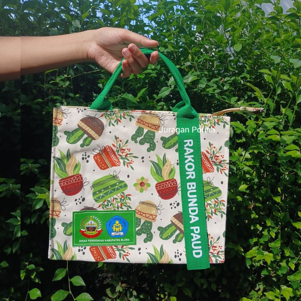 TAS KANVAS CUSTOM BEBAS DESAIN/Pouch Skincare Murah Unik Custom/Tas Skincare Murah Unik/Souvenir Per