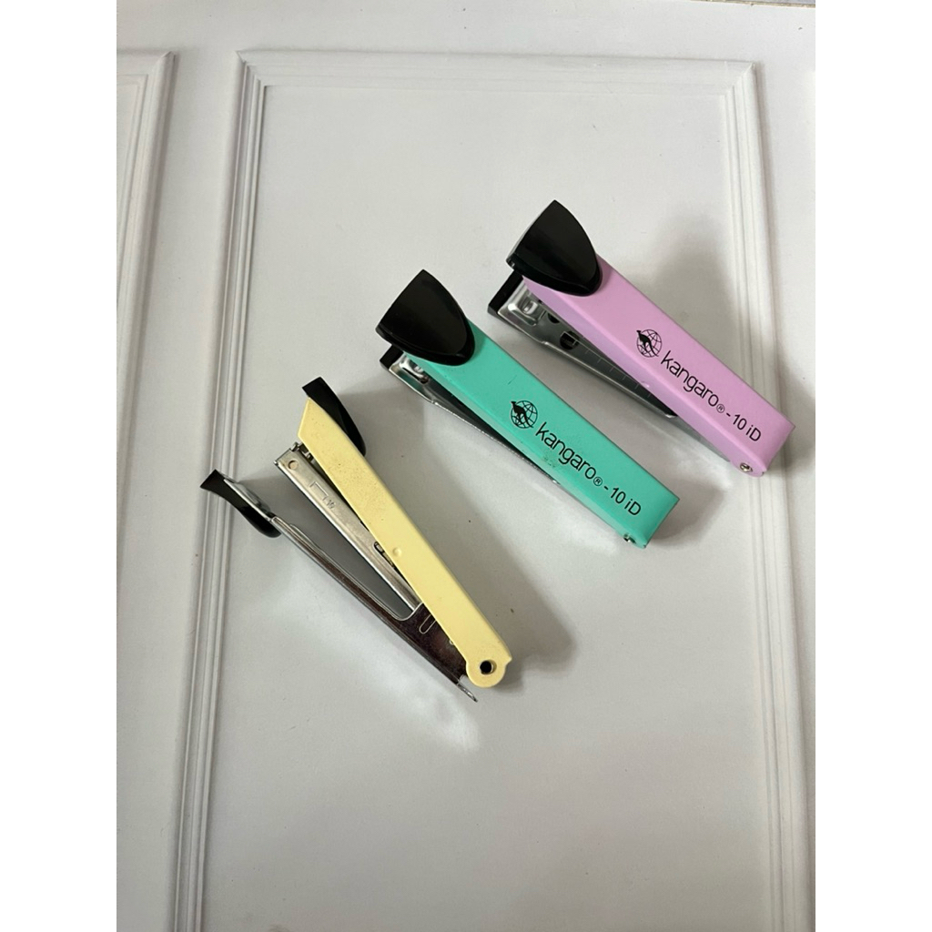 

Staples Kertas Kangaro 10 id Sedang Joyko HD-10M Kecil