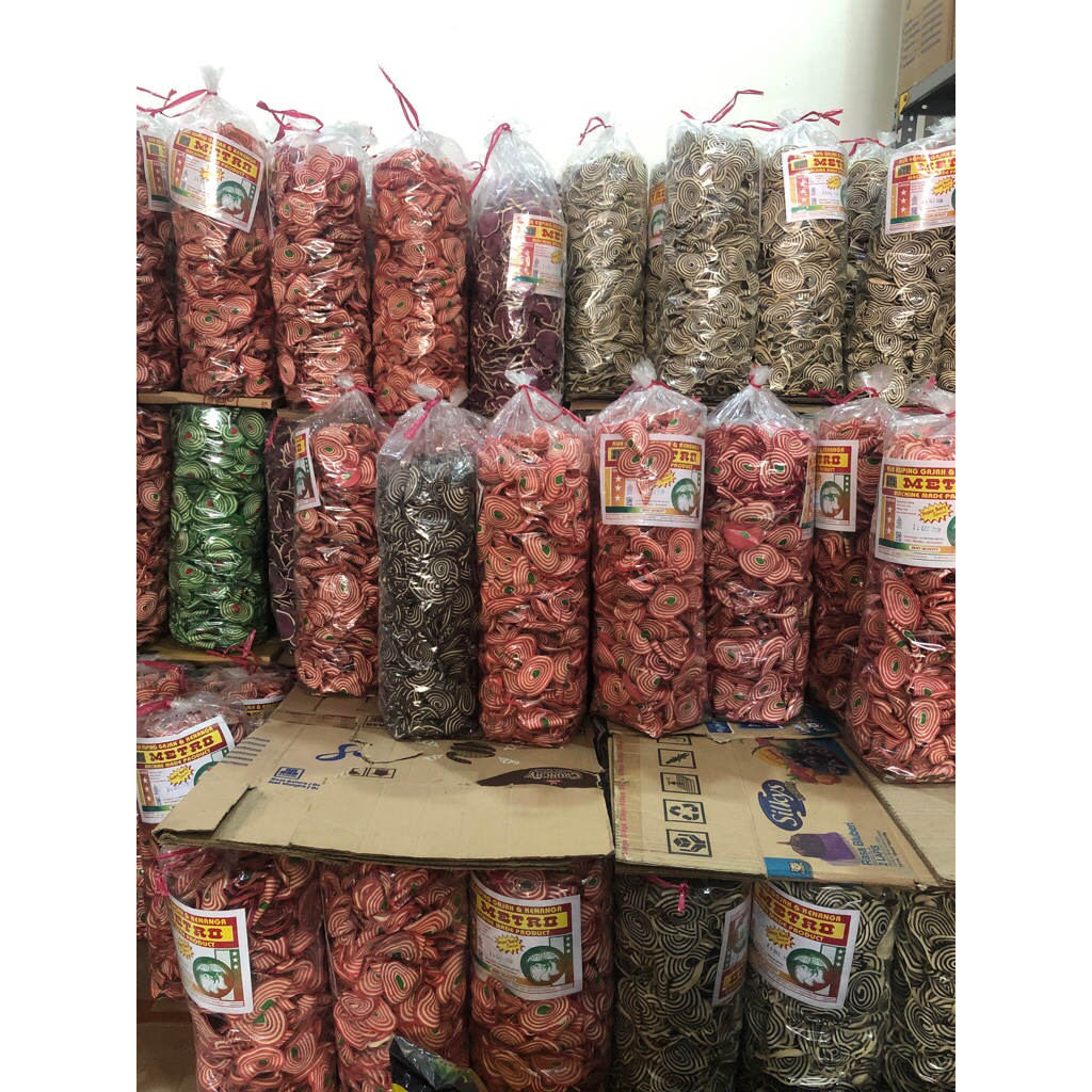 

Kuping Gajah Gurih Manis: Nikmati kerenyahan dan perpaduan rasa manis gurih yang unik dalam setiap kepingnya.