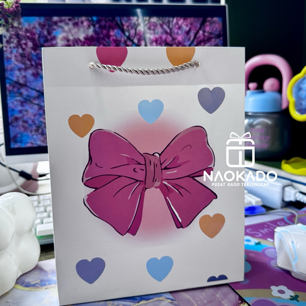 

Paper Bag Tali Tinggi Ukuran 24,5x19,5cm Paper Bag Aesthetic Paper Bag Kado Gift