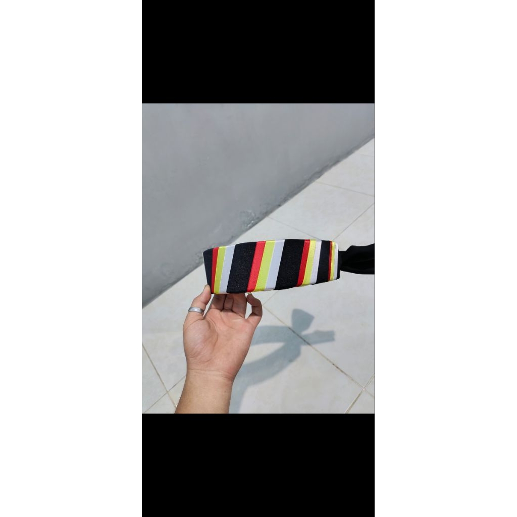 aksesoris Tangkulas,Ikat kepala Dayak