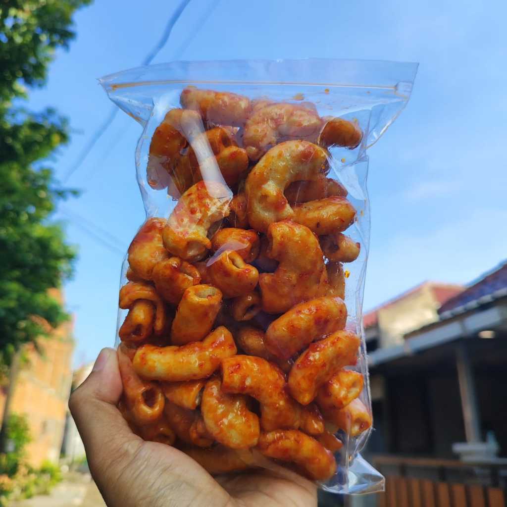 

Makaroni Original Balado 500-600 Gram Camilan Cemilan Snack Kriuk Crispy Pedas Kering Gurih Non MSG