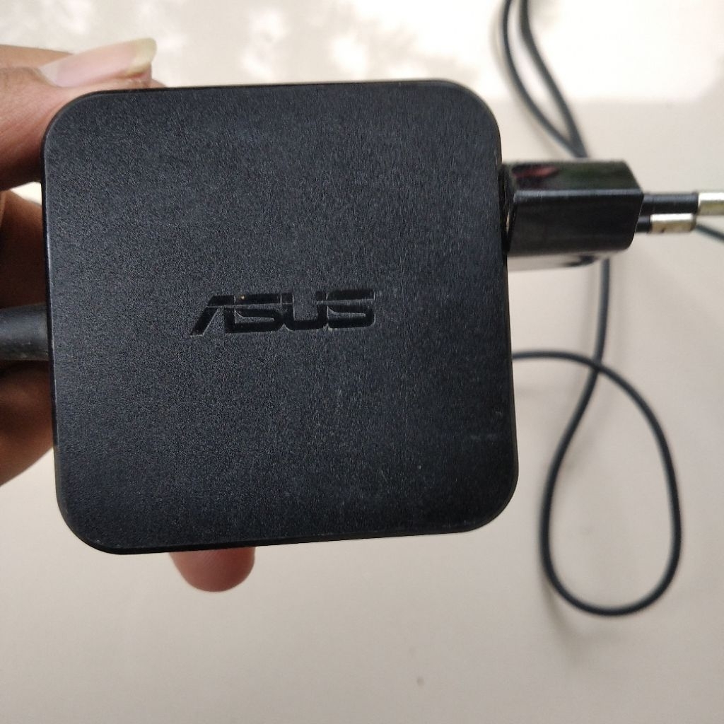 Adaptor Power Charger Original Cas Casan Laptop merk ASUS