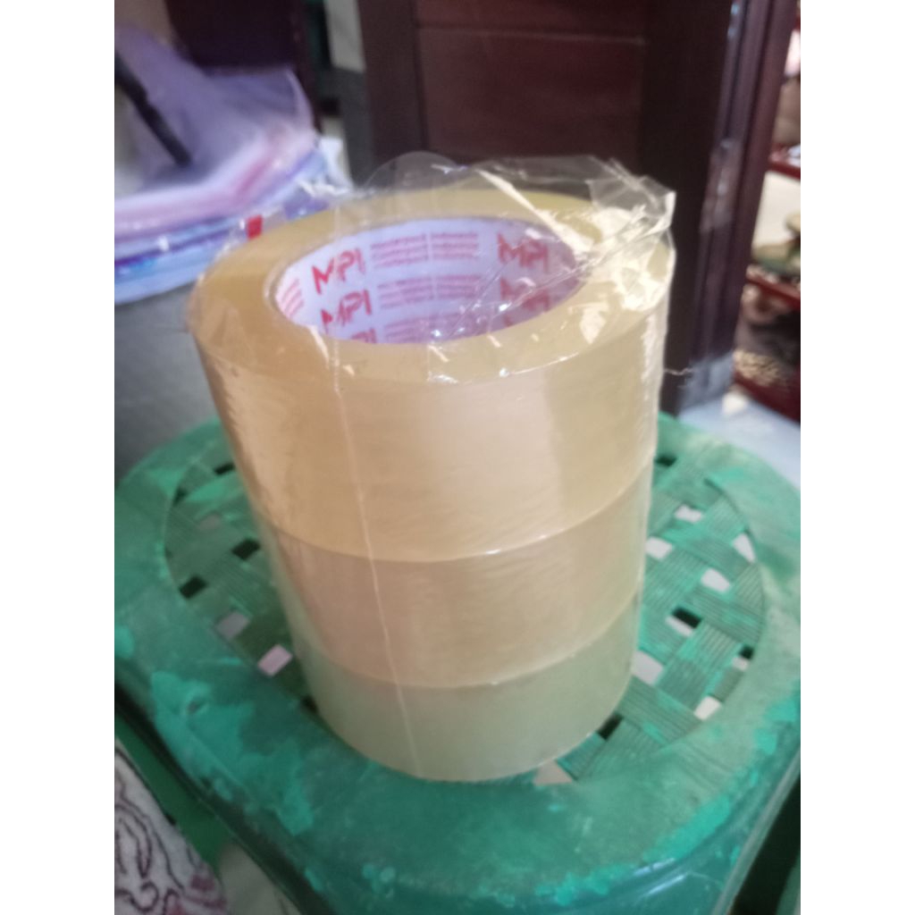 

Laris Manis Lakban Bening 200 yard 4,5 cm