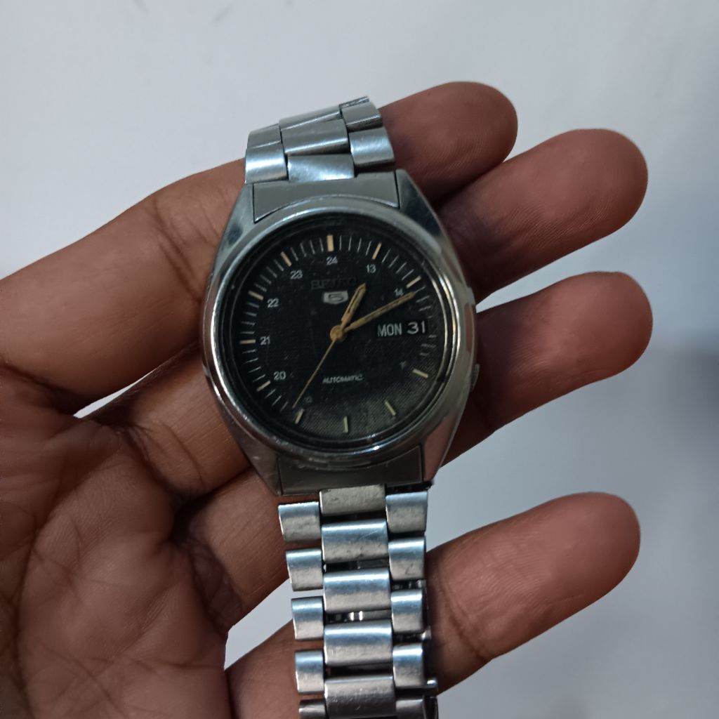 Jam tangan seiko 5 7009-3040