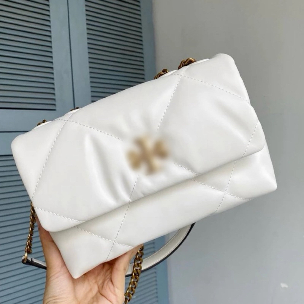 Kira Diamond Quilted Shoulder bag