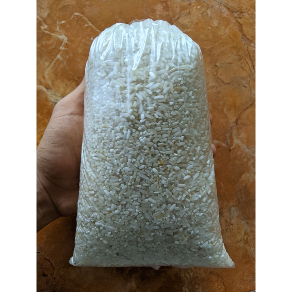

Beras Biasa Enak 1 Kg