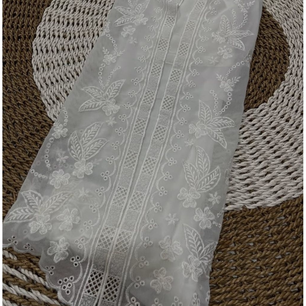 Kain Kebaya Bordir Warna Putih - Berbagai Motif