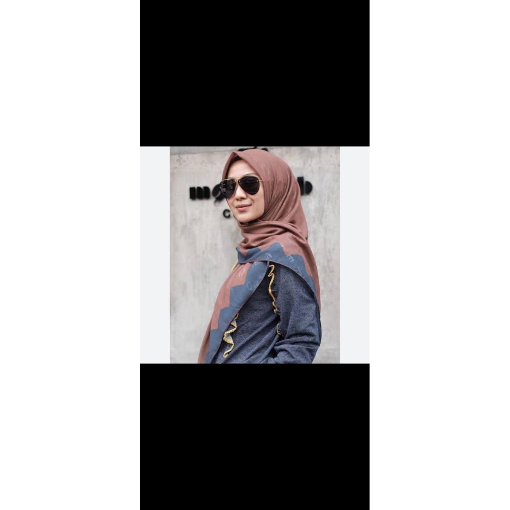 Preloved scoop&cone pl scoop n cone voal preloved monel seken second monel embossed