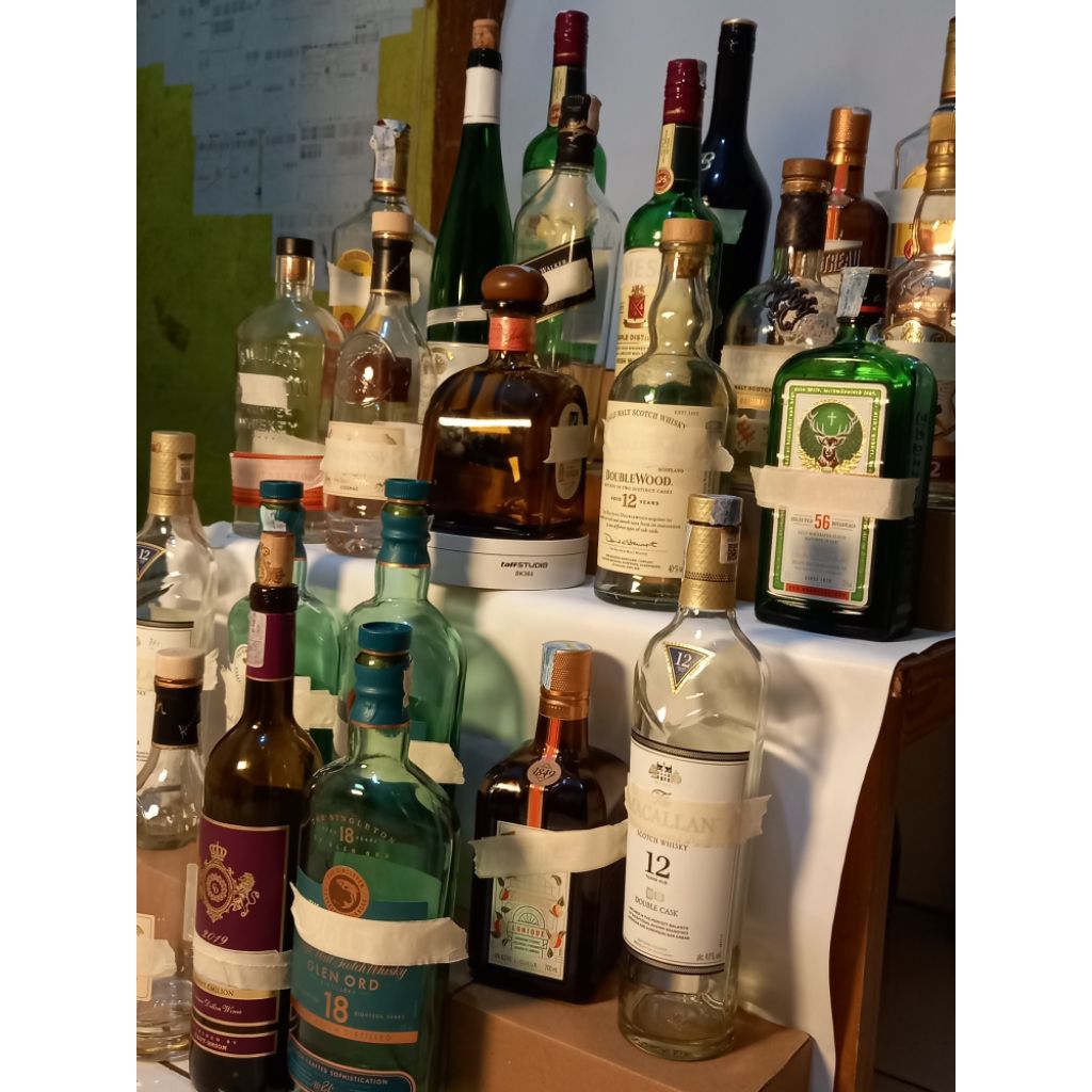 Botol pajangan random / botol hiasan dinding / botol dekorasi cod