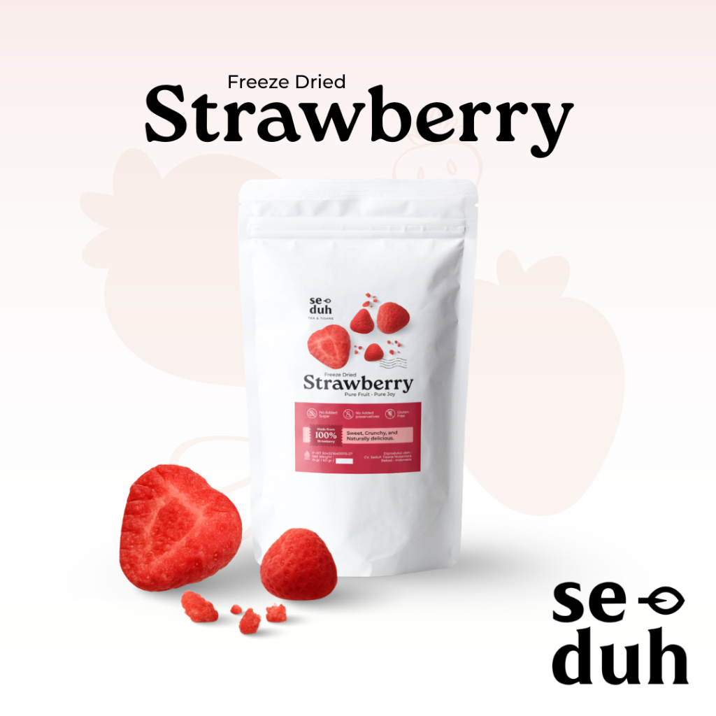 

Freeze Dried Strawberry Fruit Pure Healthy Snack / Stroberi Camilan Buah Kering - 15 gram / 60 gram
