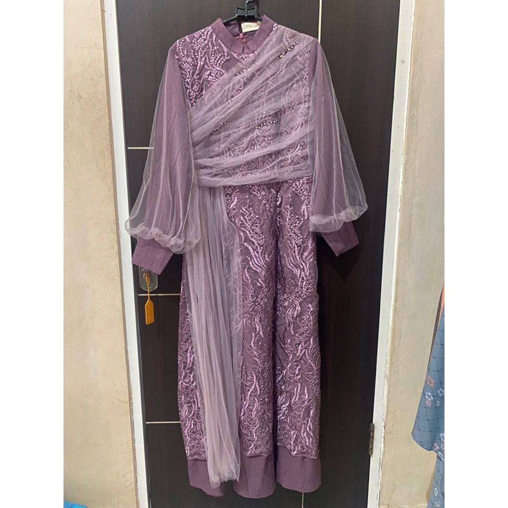 Preloved Nirina Dress by Puthic