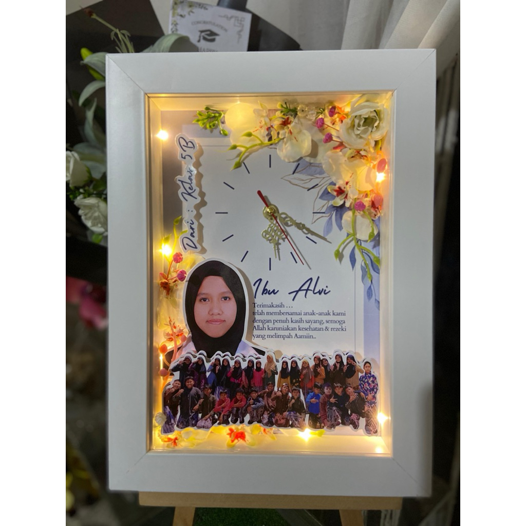 KADO PIGURA JAM UNTUK PERPISAHAN GURU