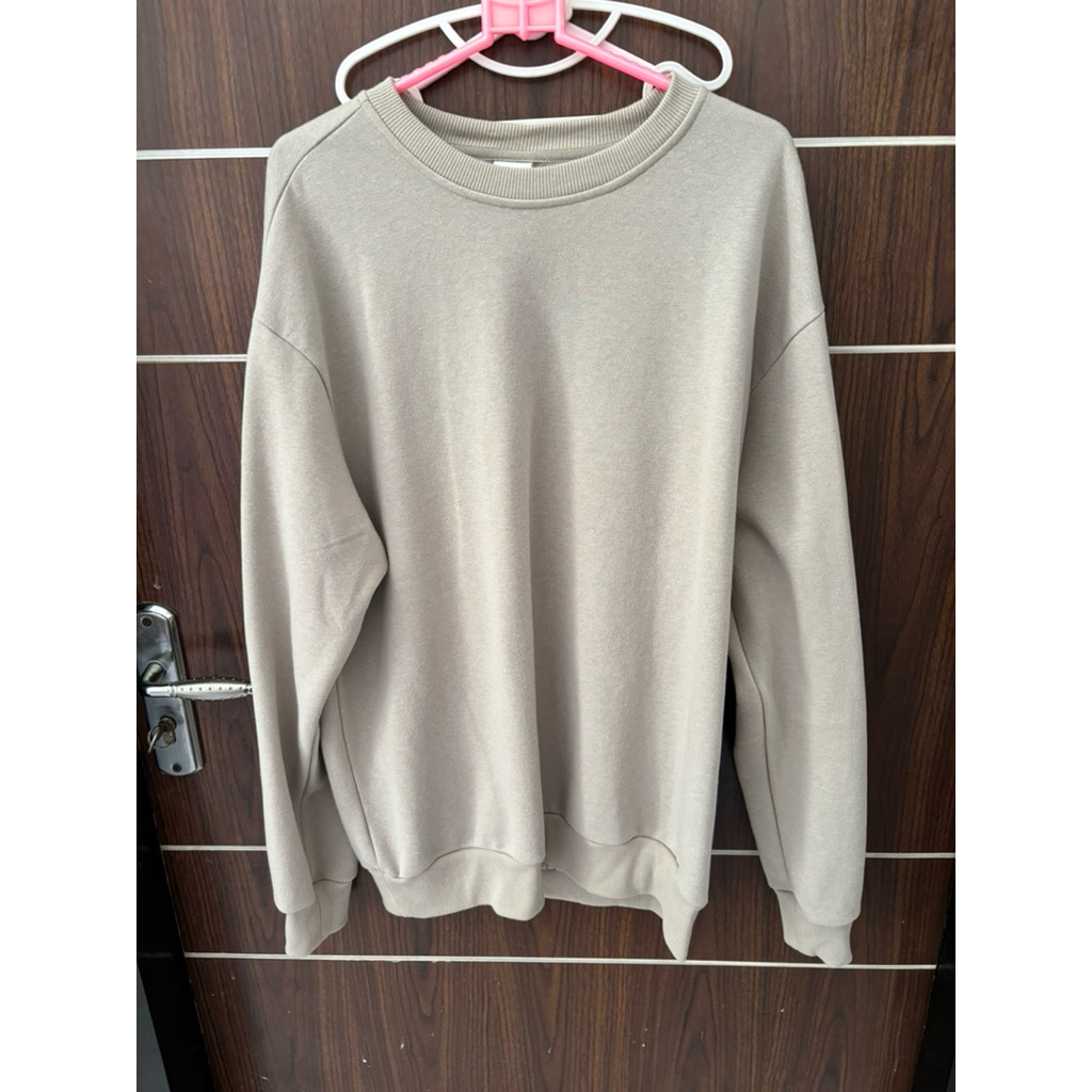 preloved sweater ZES like neww