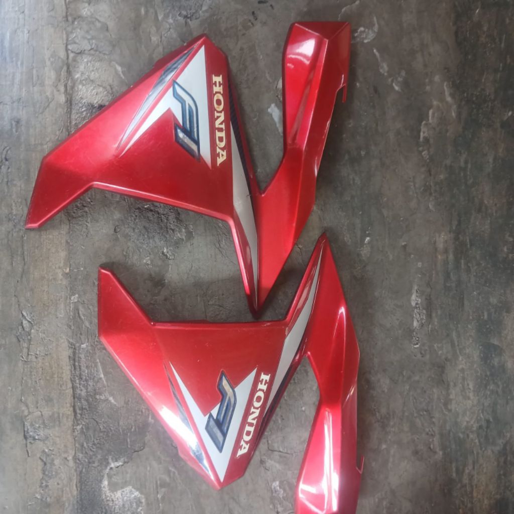 sayap vario 125 150 led old 2015-2017  kanan kiri original murah(tny stok wrn nya sblm c.o)