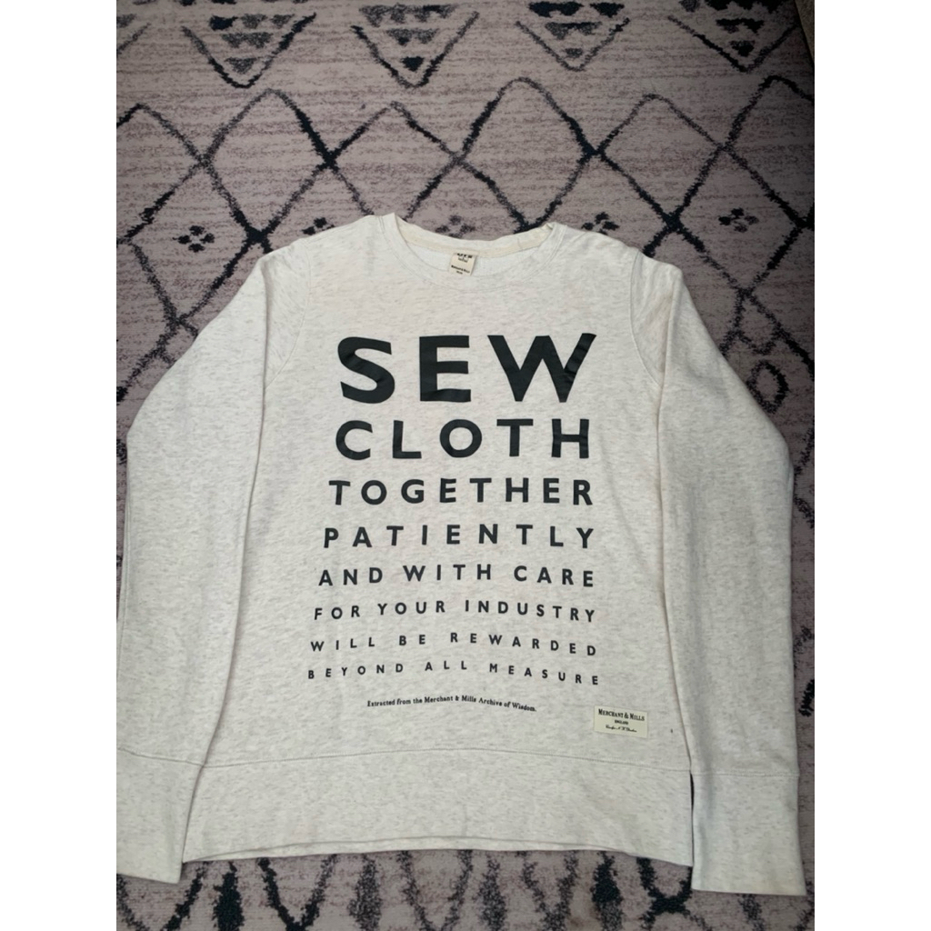 Crewneck Branded Original Uniqlo