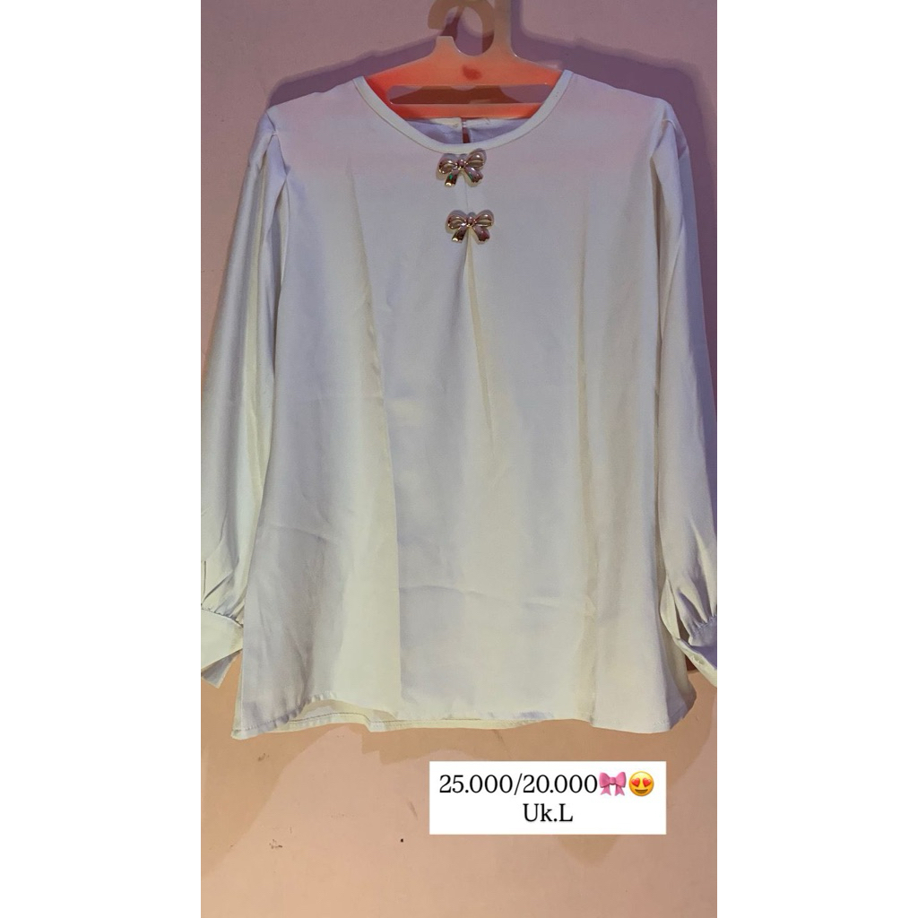 PRELOVED BLOUSE PITA