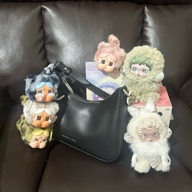 blind box selected SkullPanda | Wild But Cutie