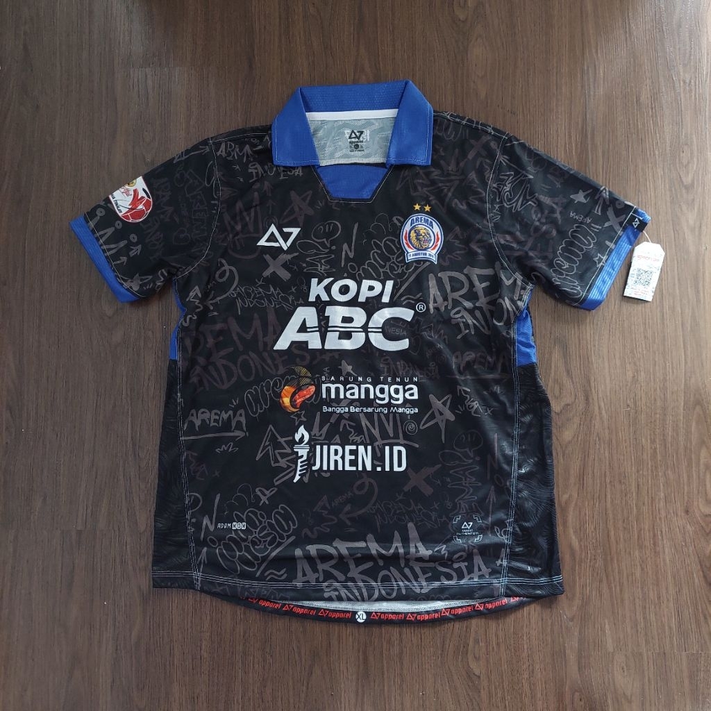 Jersey Arema Hitam Liga 4