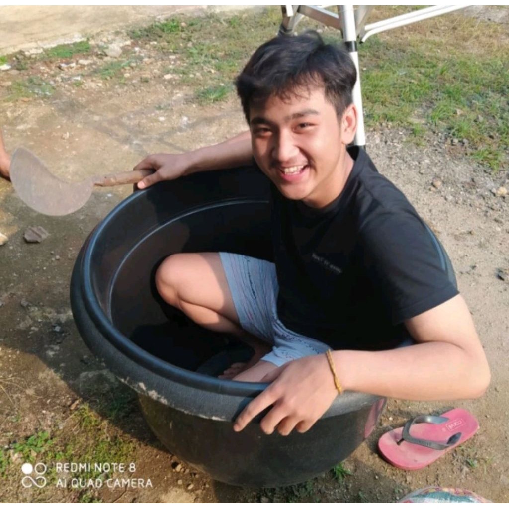 POT TANAMAN UKURAN BESAR CEMPAKA 70