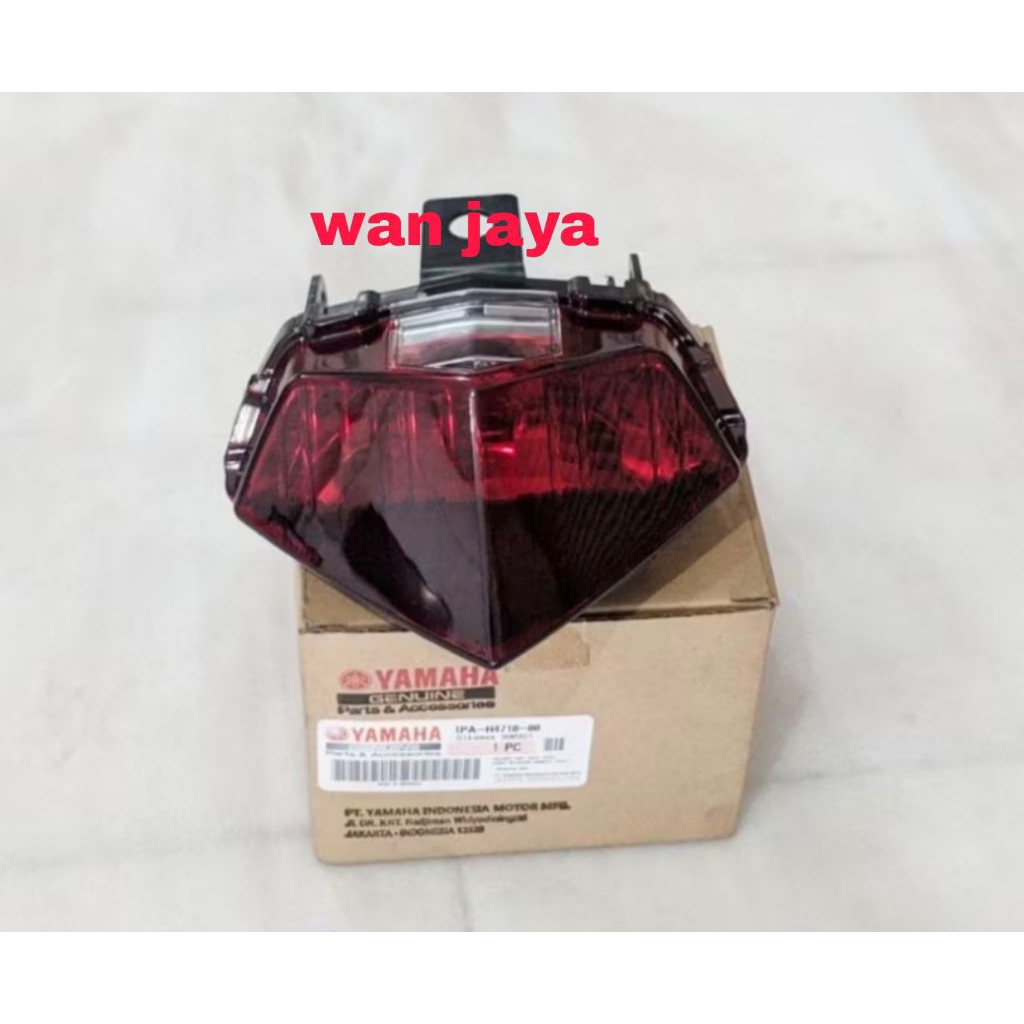 lampu stop belakang Vixion new NVL NVA 1pa h4710 00  asli original YGP