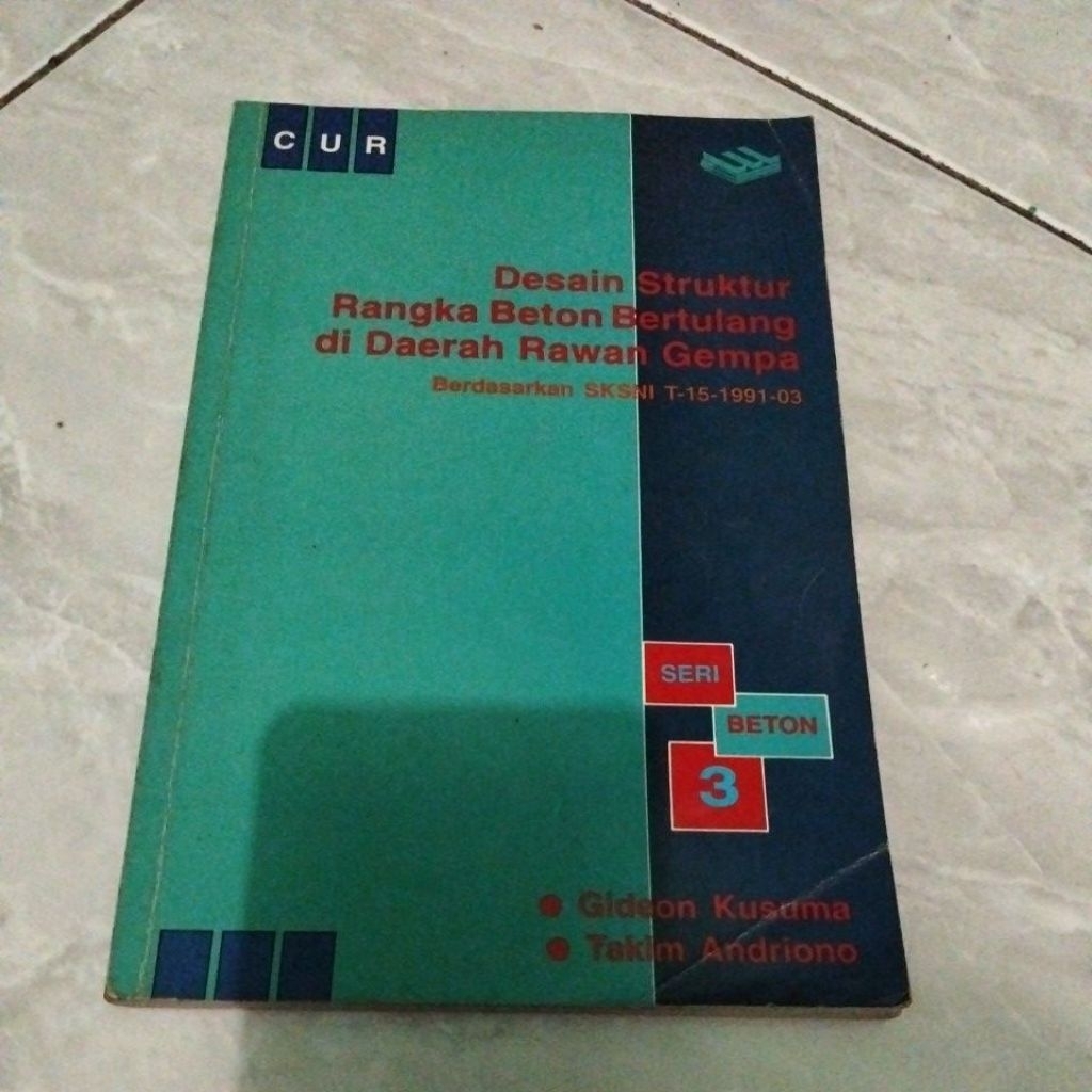 Gideon Kusuma seri beton 3 desain struktur rangka beton bertulang di daerah rawan gempa
