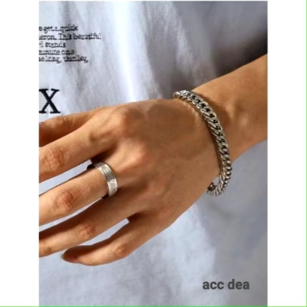 SATU SET GELANG RANTAI RAPAT DAN CINCIN SILVER ANTI KARAT/GELANG RANTAI TITANIUM