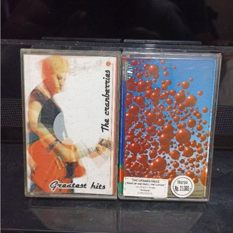 Kaset tape pita original The cranberries greatest hits, wake up and smell the coffee