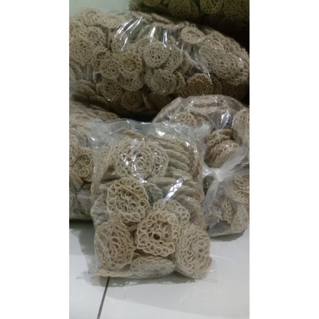 

KERUPUK BANDUNG MENTAH ENAK/GURIH/MURAH