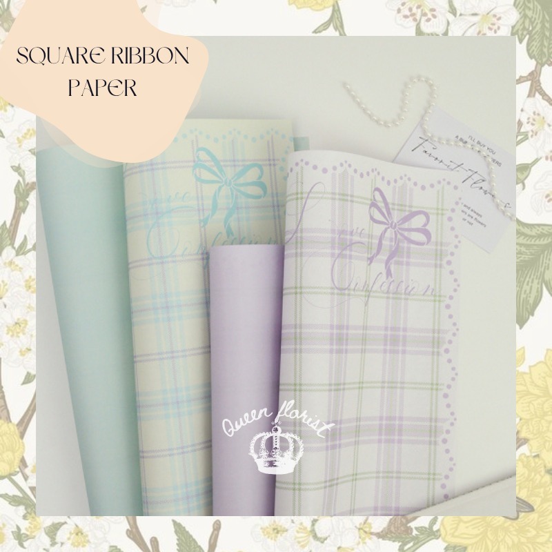 

SQUARE RIBBON PATTERN PAPER WRAPPING CELLOPHANE BOUQUET BUNGA MOTIF PITA KOTAK GIFT WRAPPING PEMBUNGKUS BUKET WISUDA KERTAS KADO NATAL ULANGTAHUN PROPERTI FOTO